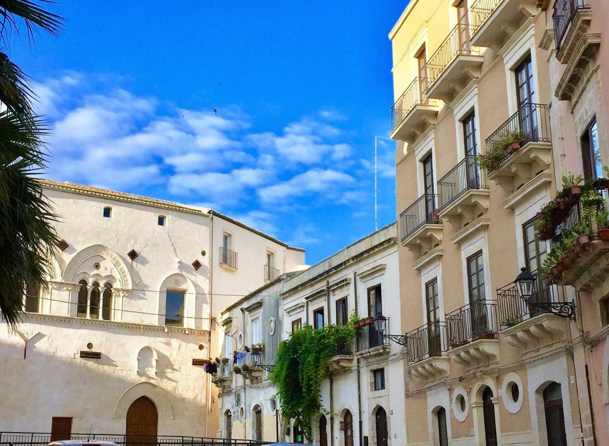 La Piazza By Wonderful Italy * Syracuse